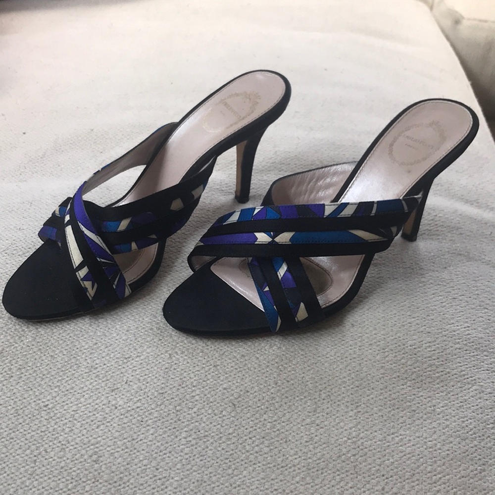 Emilio Pucci kitten heels